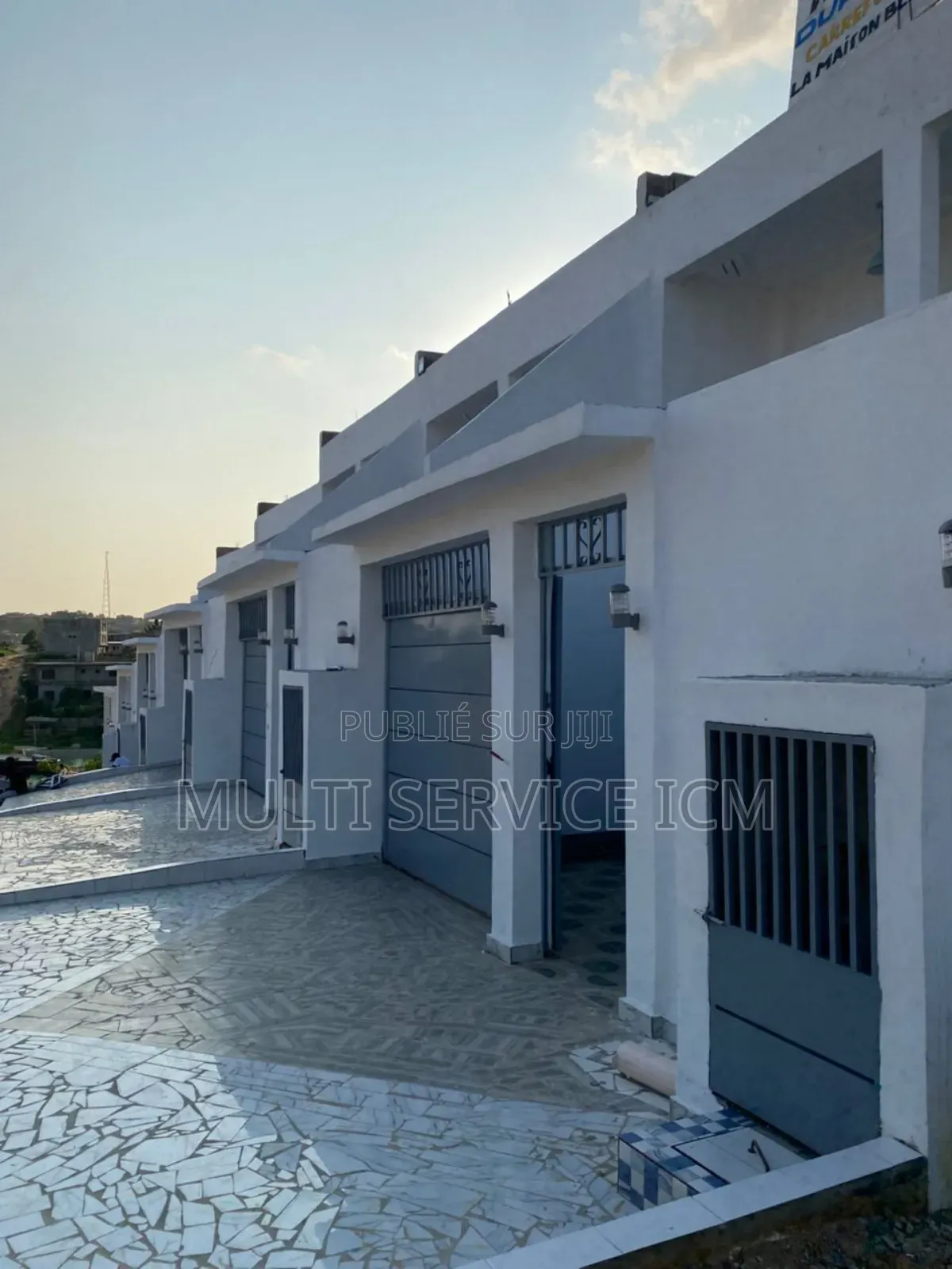 Duplex De 5 Pièce Autonome Et Garage Guibi Village Angré 10 Siemens