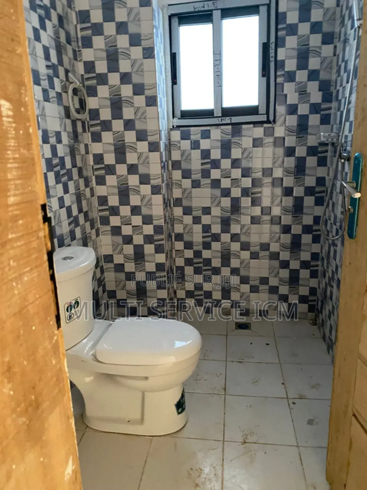 Duplex De 5 Pièce Autonome Et Garage Guibi Village Angré 10 Siemens