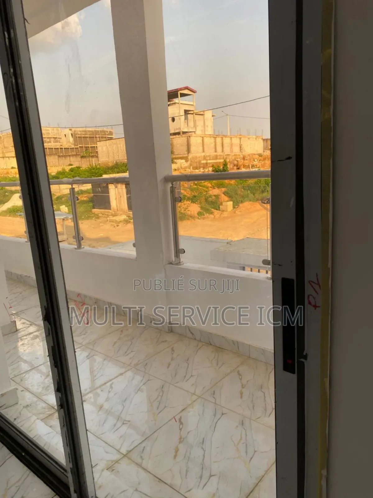 Duplex De 5 Pièce Autonome Et Garage Guibi Village Angré 10 Siemens