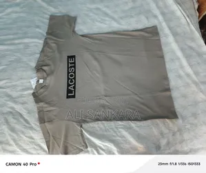 Photo - Vente d'Habits