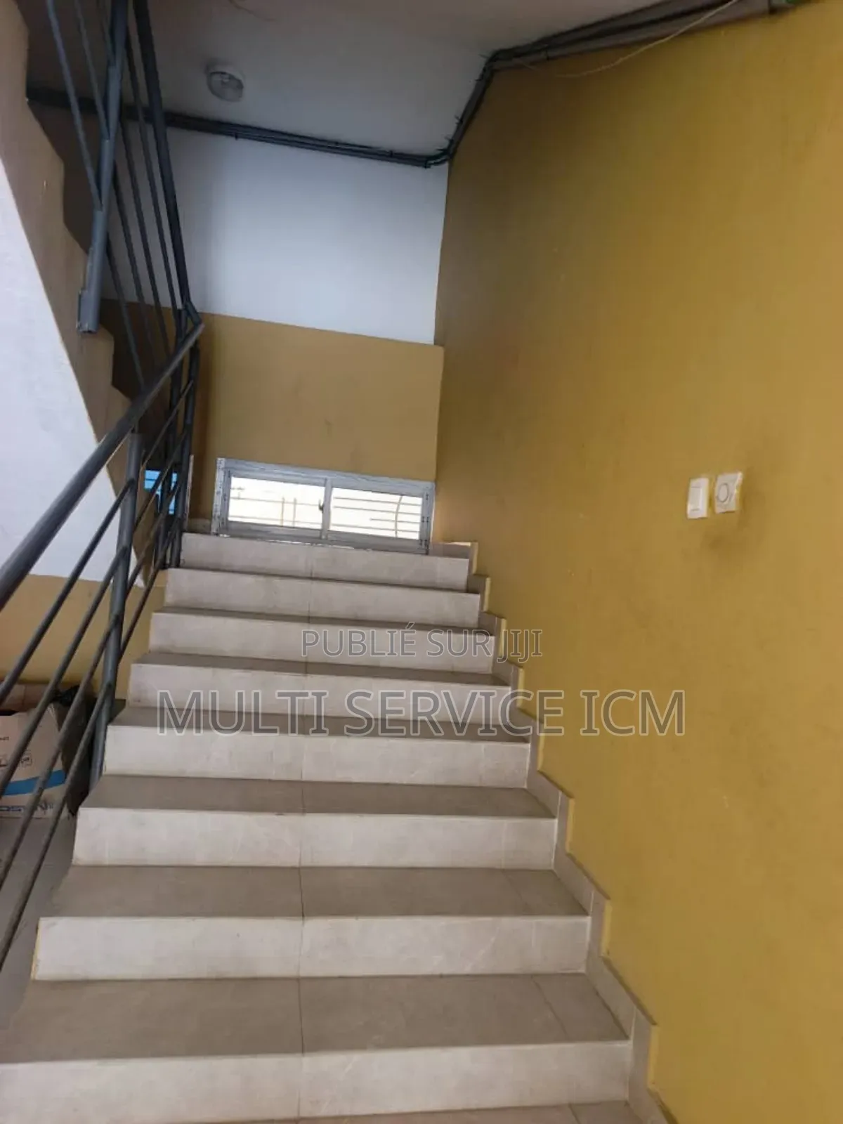 2chbre Blocs d'appartements dans Ismaël Coulibaly, Cocody à Vendre