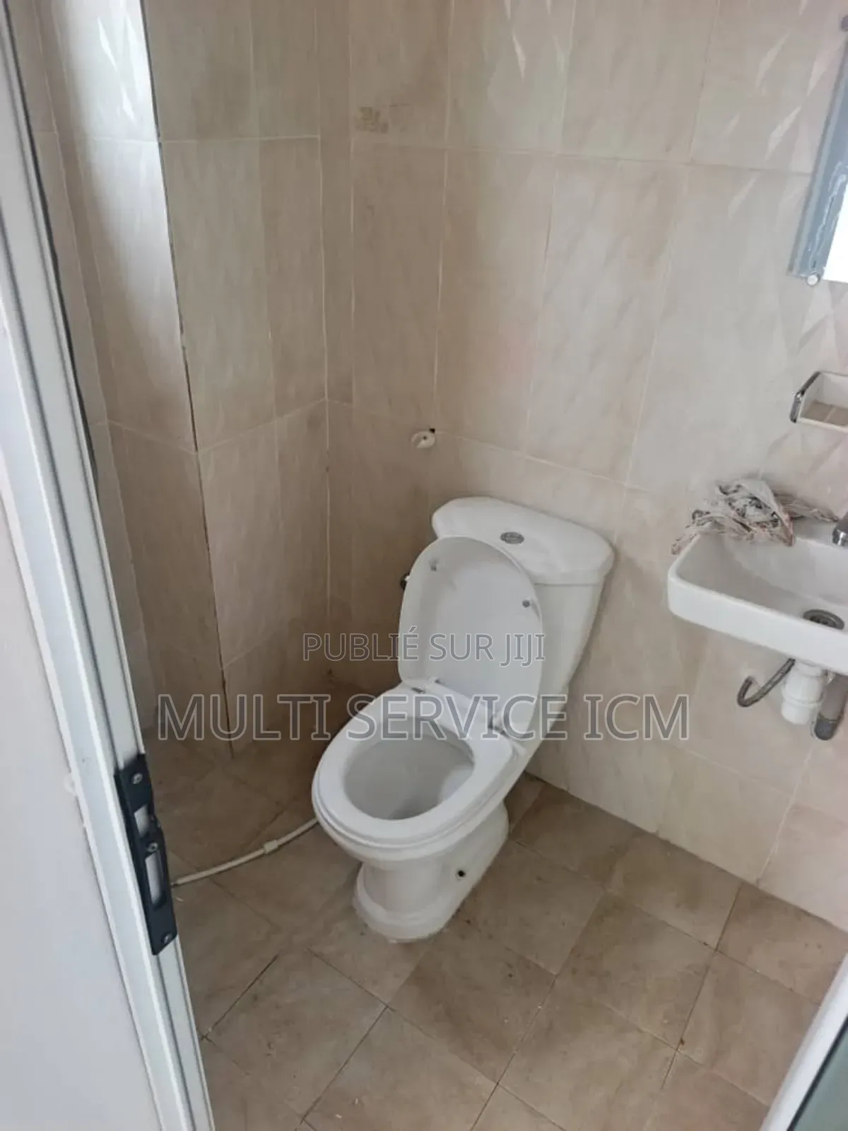 2chbre Blocs d'appartements dans Ismaël Coulibaly, Cocody à Vendre