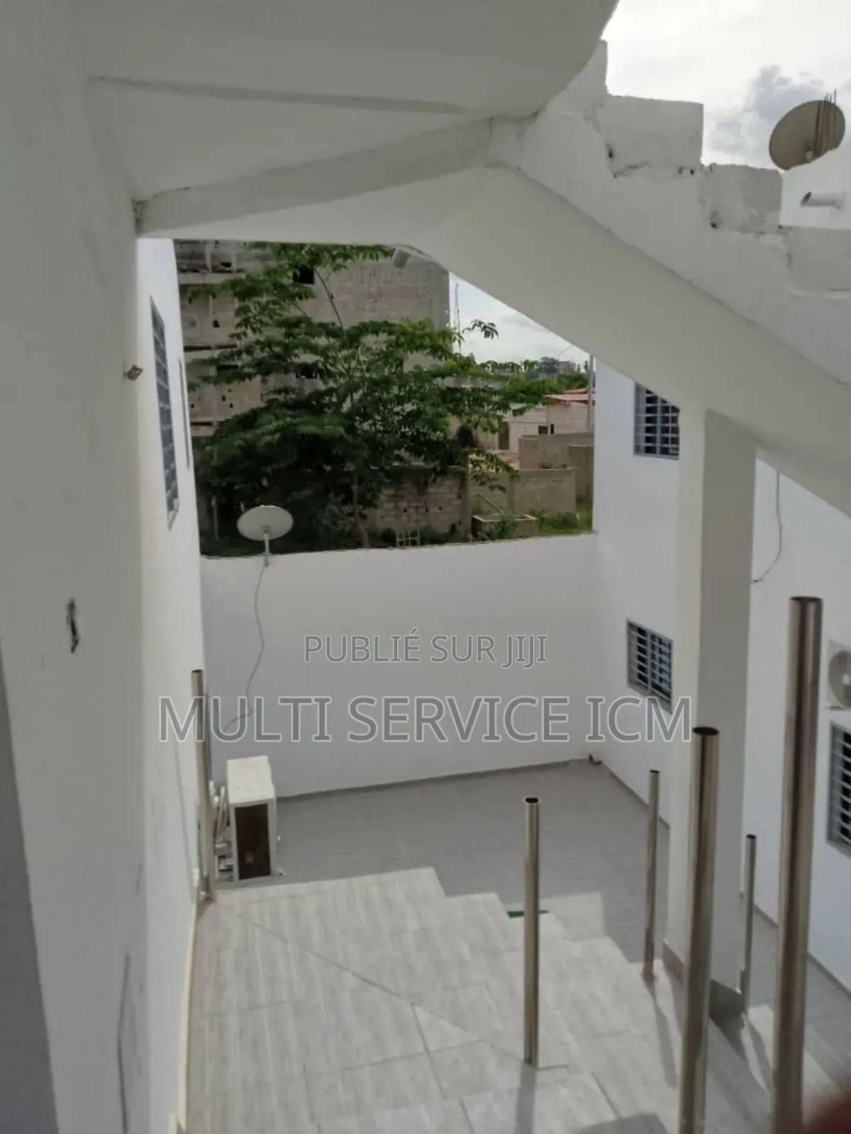 2chbre Appartement dans Ismaël Coulibaly, Cocody à Vendre
