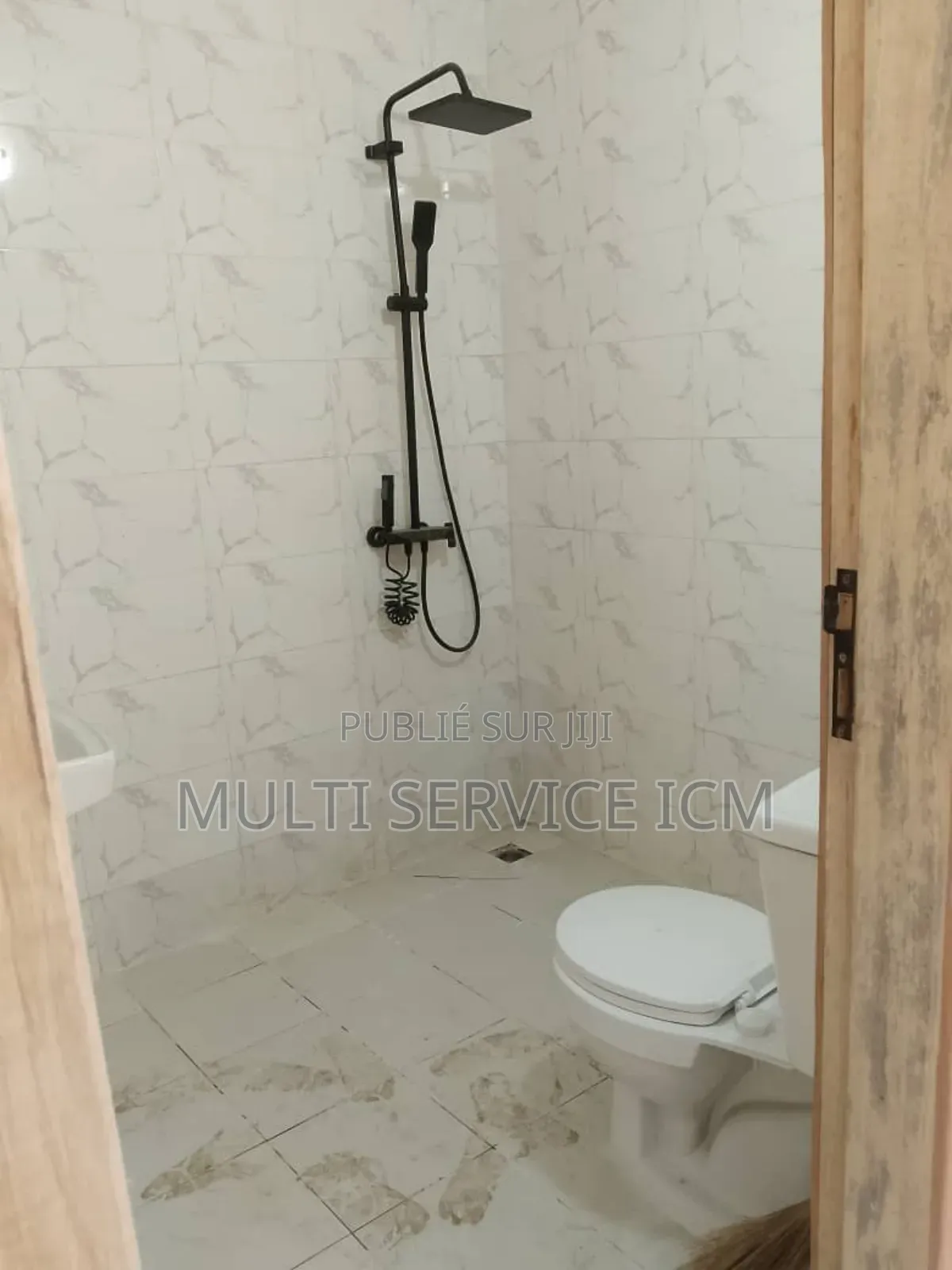 2chbre Appartement dans Ismaël Coulibaly, Cocody à Vendre