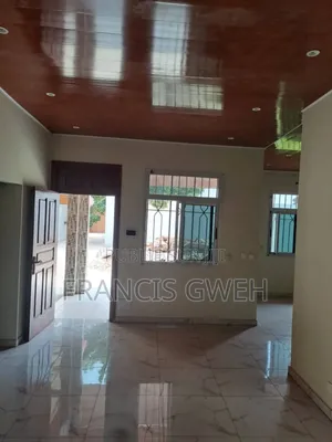 Photo - 3chbre Villa dans Gweh Francis, Cocody à Louer