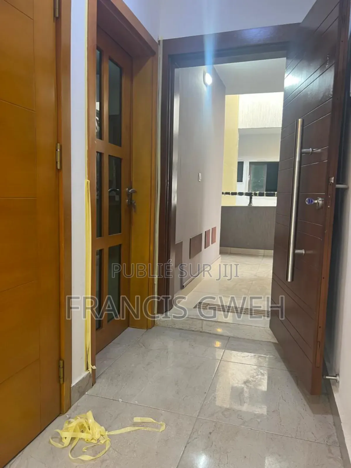 2chbre Appartement dans Francis Gweh, Cocody à Vendre