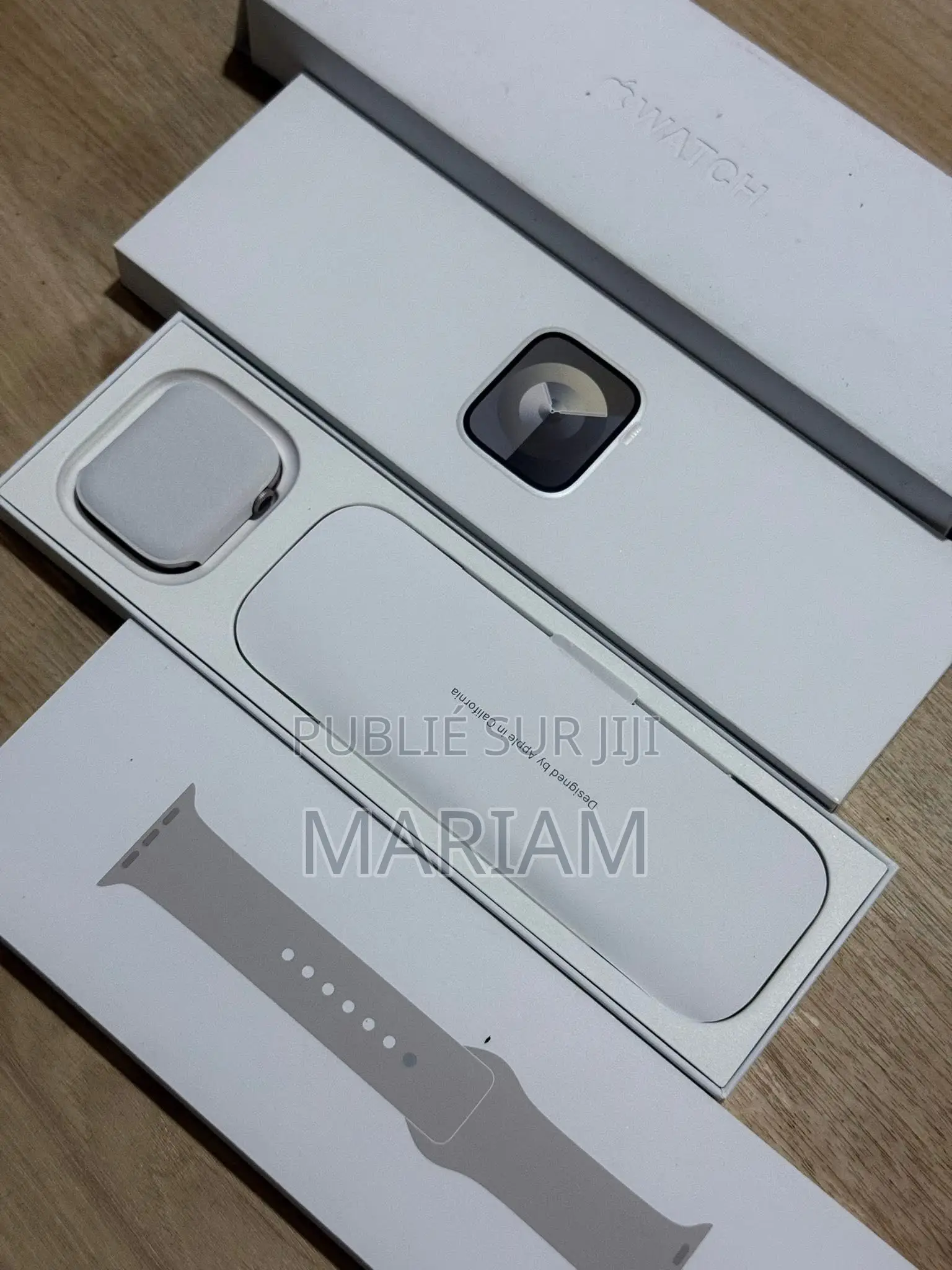 Apple Watch Série 9 Neuf Scellés