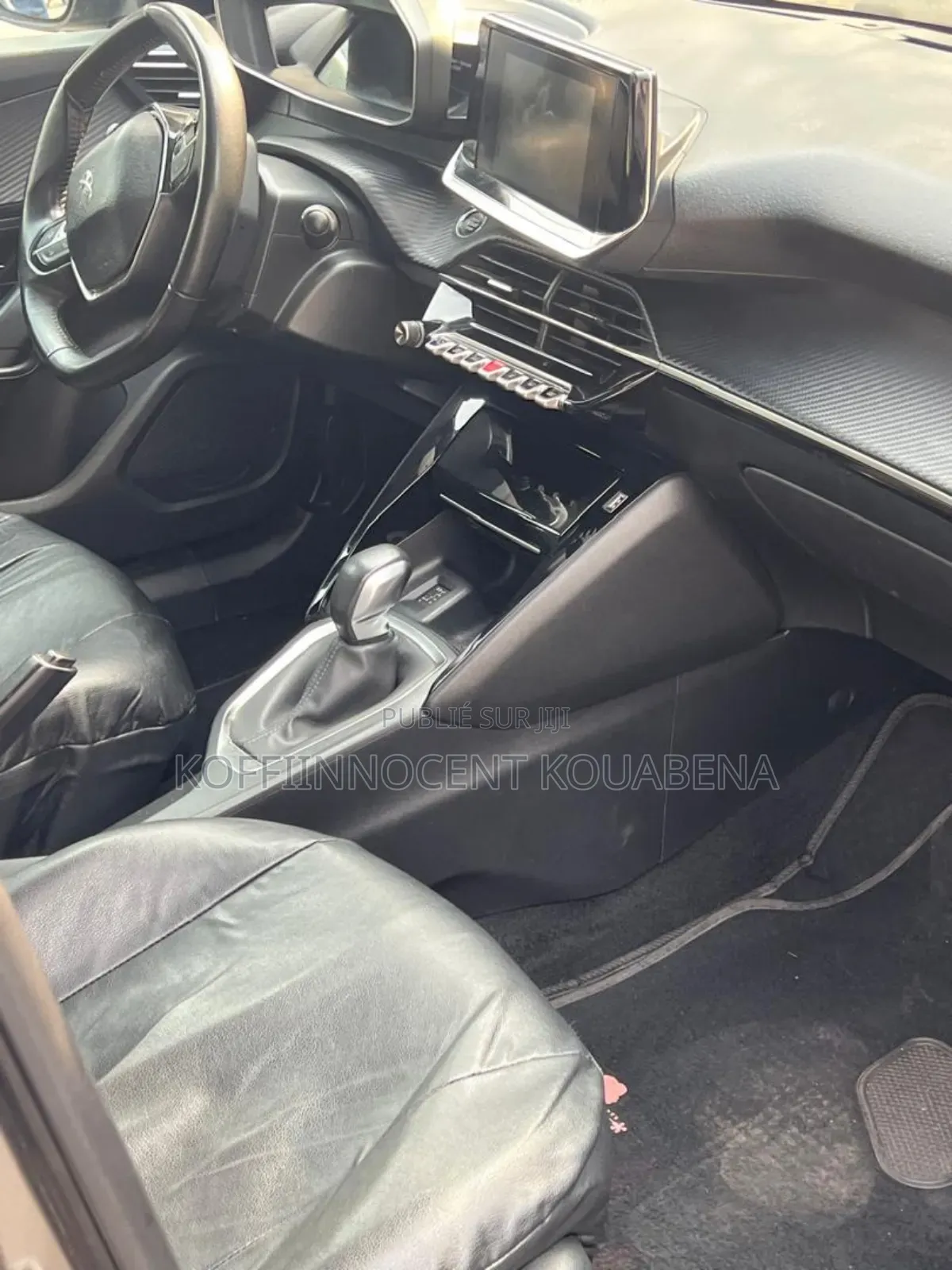 Peugeot 2008 2022 Argenté