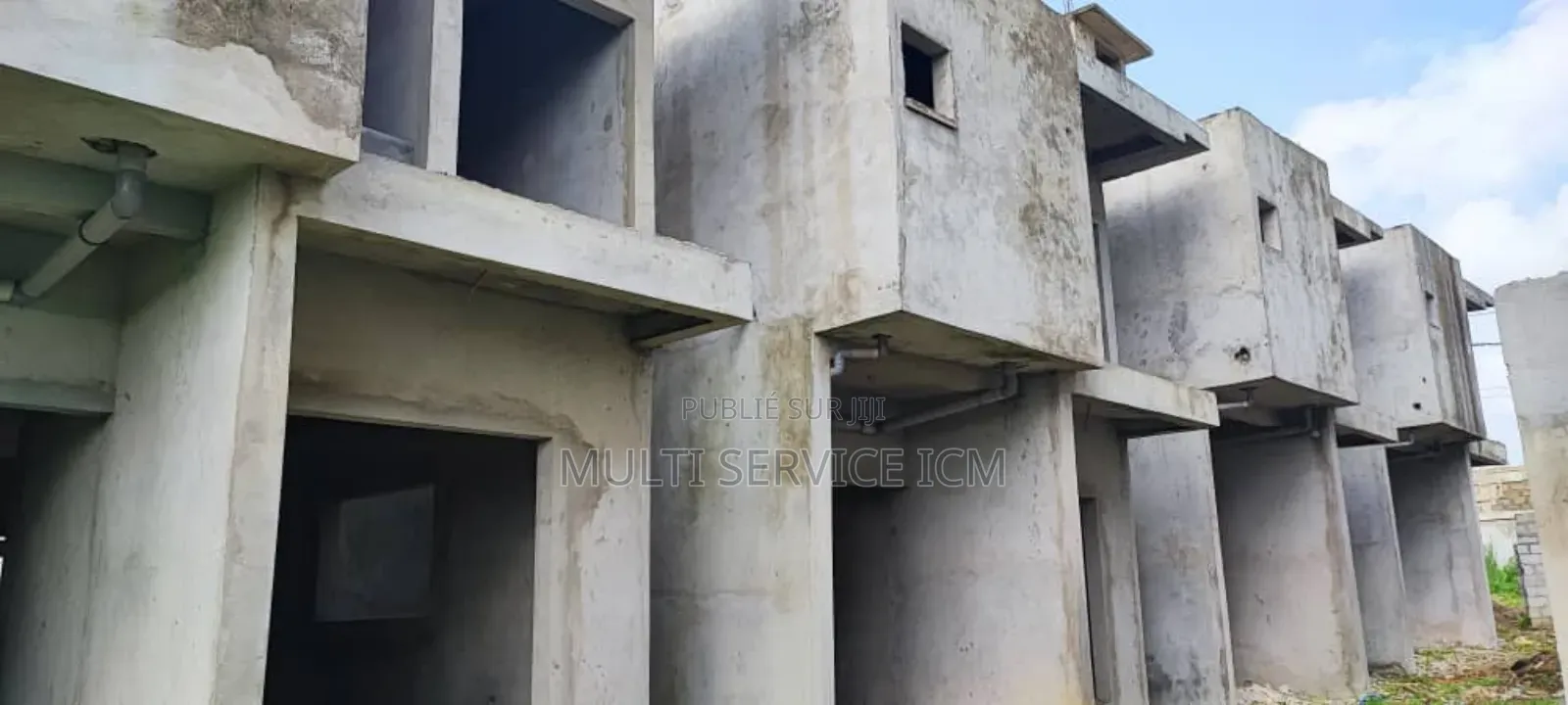 En Vente 4 Villa Duplex De 4pieces Chacune Sur 140m2 Situé À