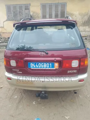 Toyota Picnic 2.2D FWD 2001 Rouge