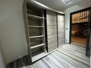 4chbre Duplex dans Francis Gweh, Cocody à Louer