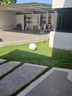 5chbre Duplex dans Francis Gweh, Cocody à Louer