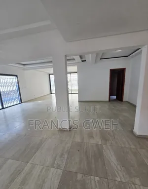 5chbre Duplex dans Francis Gweh, Cocody à Louer