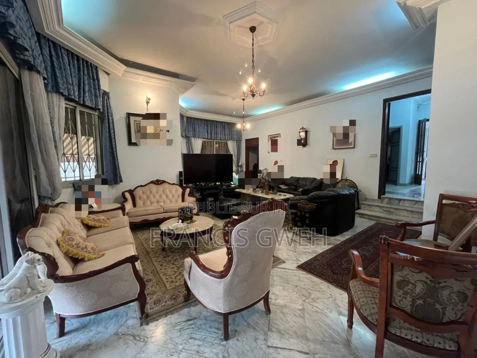 8chbre Duplex dans Francis Gweh, Cocody à Louer