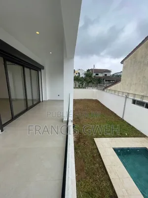 4chbre Duplex dans Francis Gweh, Cocody à Louer