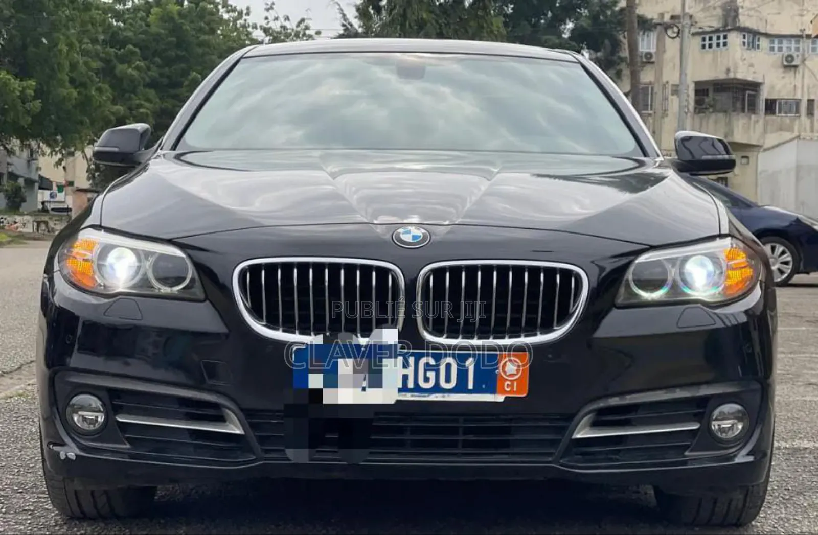 BMW 520i 2016 Black