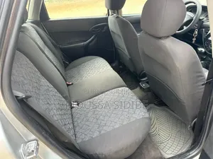Ford Focus 2005 Gris