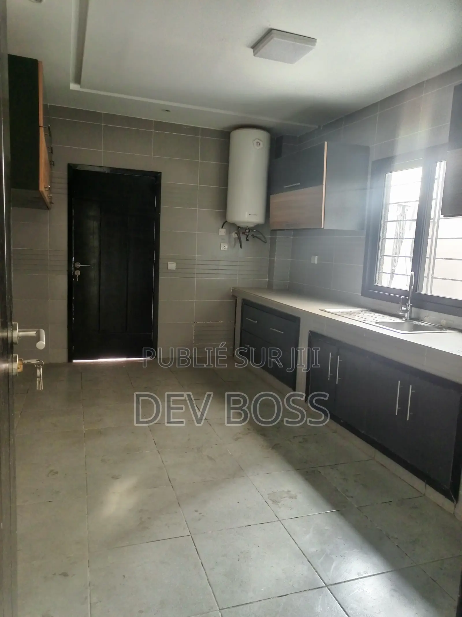 7chbre Duplex dans Villa Duplex, Bingerville à Louer