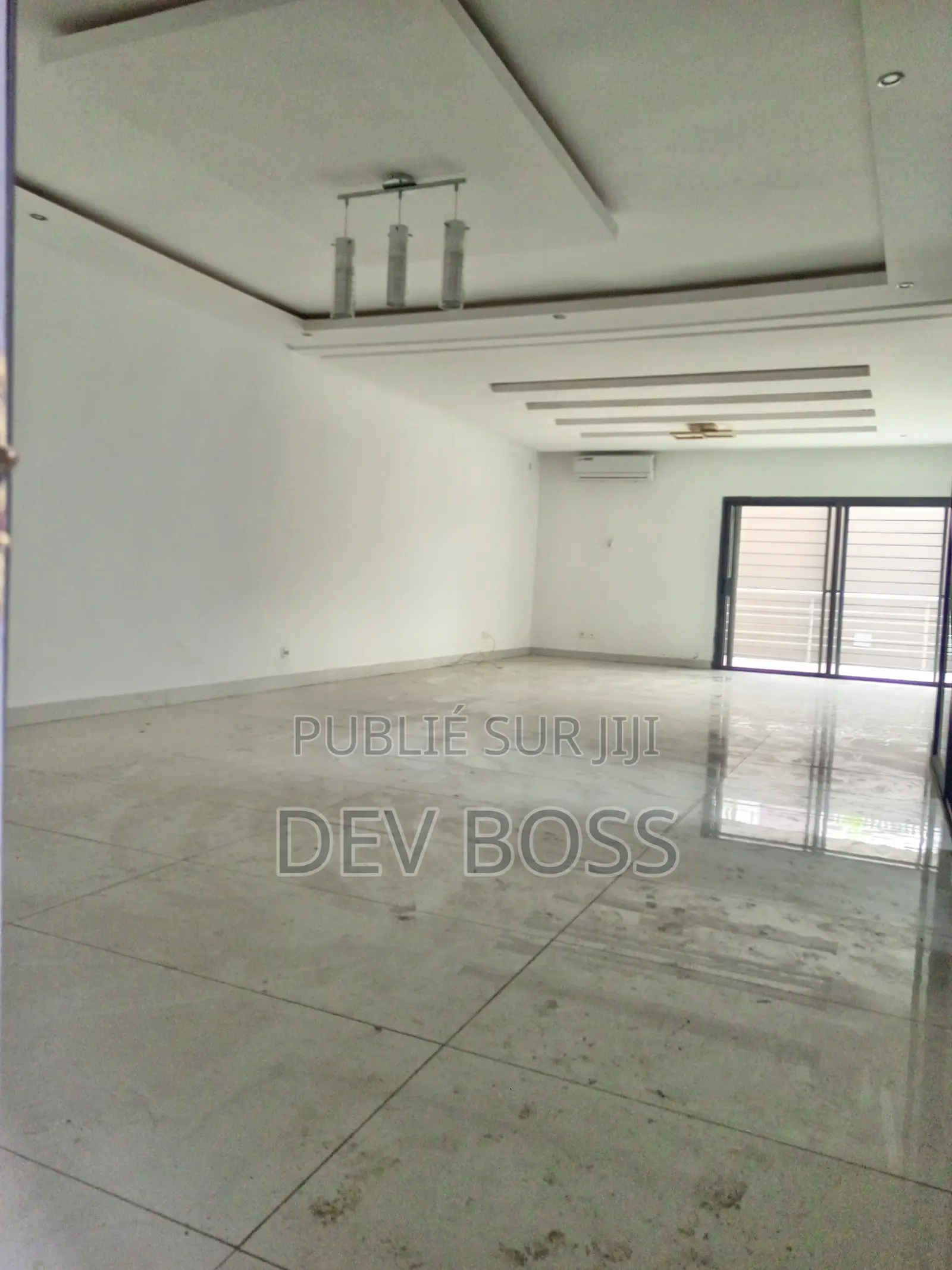 7chbre Duplex dans Villa Duplex, Bingerville à Louer