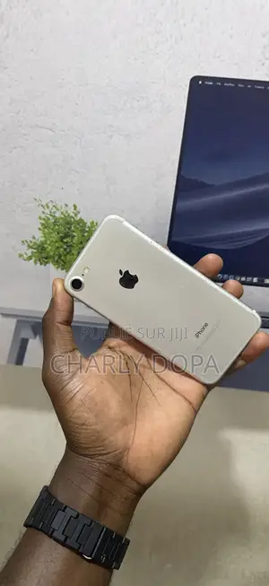 Apple iPhone 7 32 GB Argenté