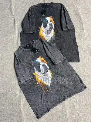 Photo - Vente De Vêtements Et Accessoires