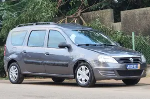 Renault Logan 2014 Gris