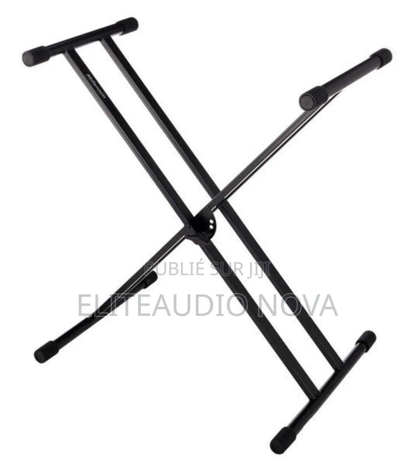 Trepieds Disponible: -- Piano  -- Guitare  -- Micro  -- Baff