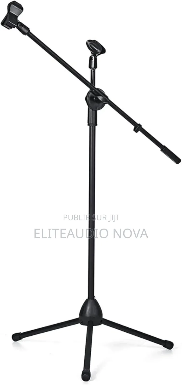 Trepieds Disponible: -- Piano  -- Guitare  -- Micro  -- Baff