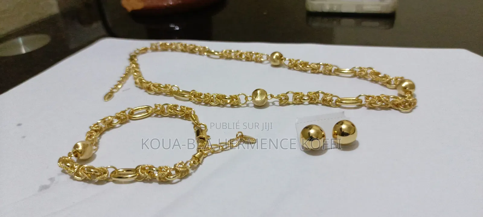 Collier Et Boucle d'Oreille