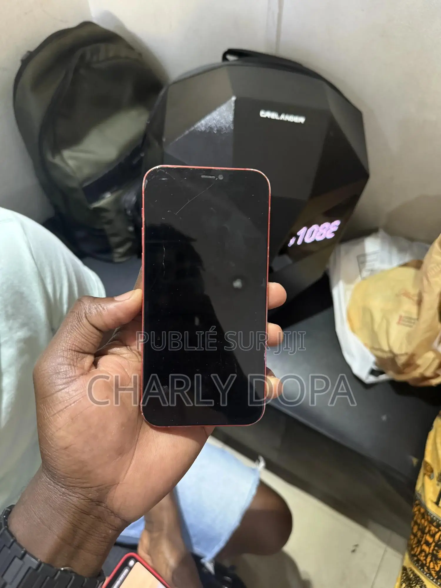 Apple iPhone 12 64 GB Rouge