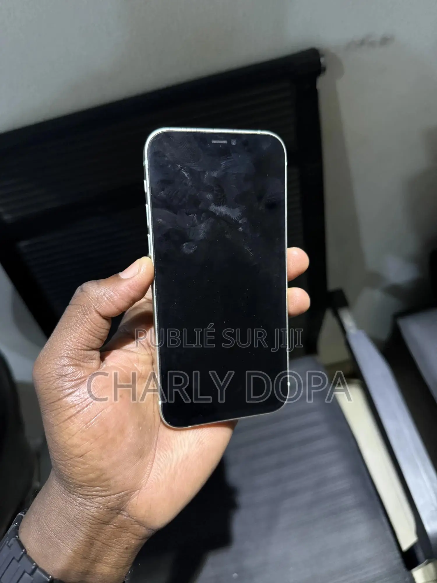 Apple iPhone 12 64 GB Vert