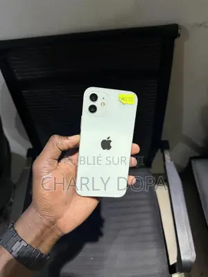 Apple iPhone 12 64 GB Vert