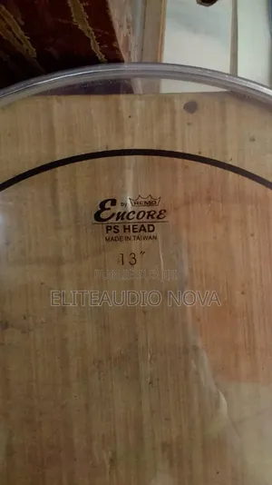 Peau De Grosse Caisse Caisse Claire