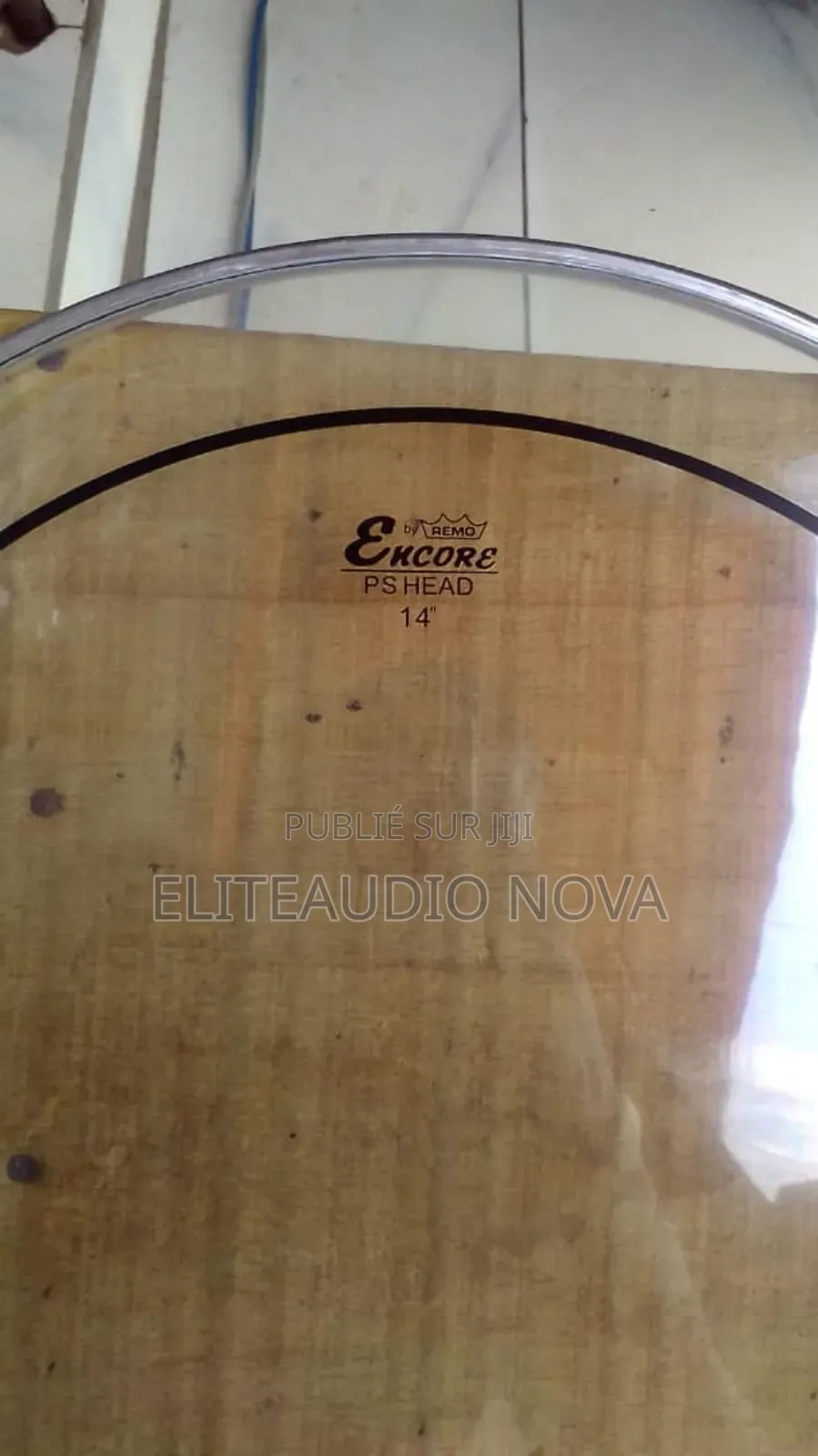 Peau De Grosse Caisse Caisse Claire