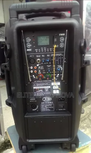 Photo - Enceinte Bluetooth Disponible