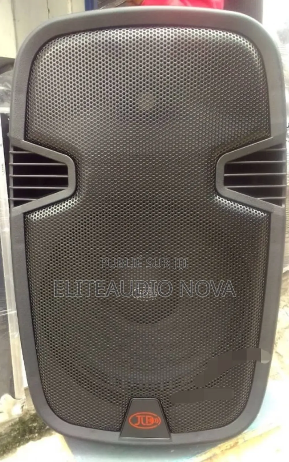 Enceinte Bluetooth Disponible