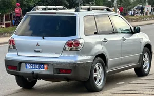 Mitsubishi Outlander 2005 Gris