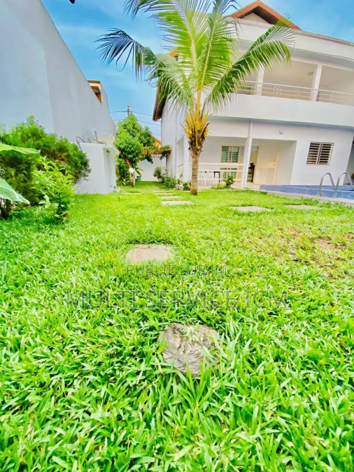 5chbre Duplex dans Ismaël Coulibaly, Cocody à Vendre