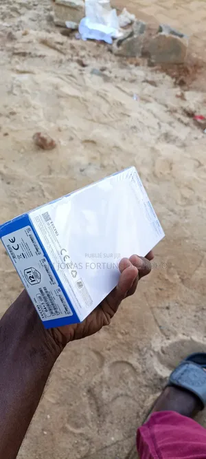 New Tecno Pop 10 64 GB Black