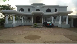 20chbre Duplex dans Zié Multi-Service, Cocody à Vendre