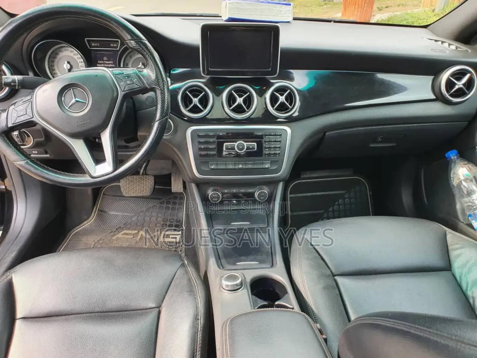 Mercedes-Benz GLA 250 SV Premium 2014 Black