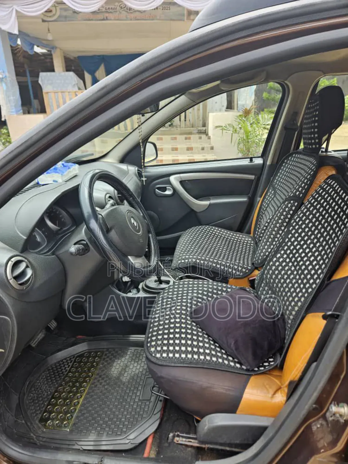 Renault Duster 2014 Black