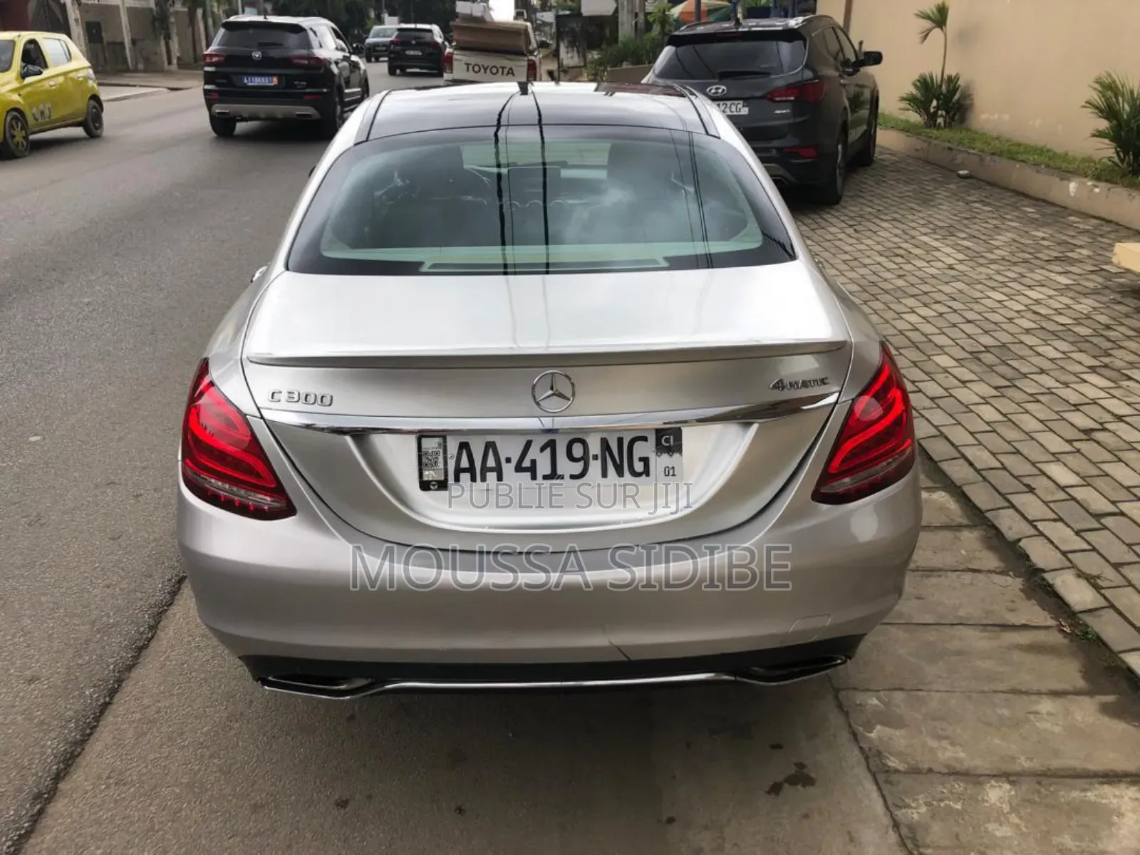 Mercedes-Benz C300 Base 4Matic Sedan AWD (2.0L 4cyl 7A) 2017 Gris