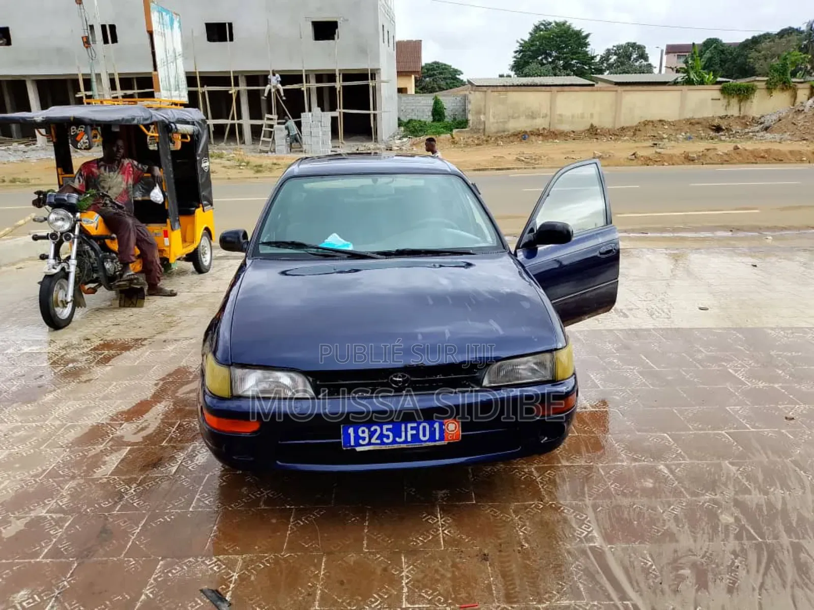 Toyota Corolla 2001 Blue