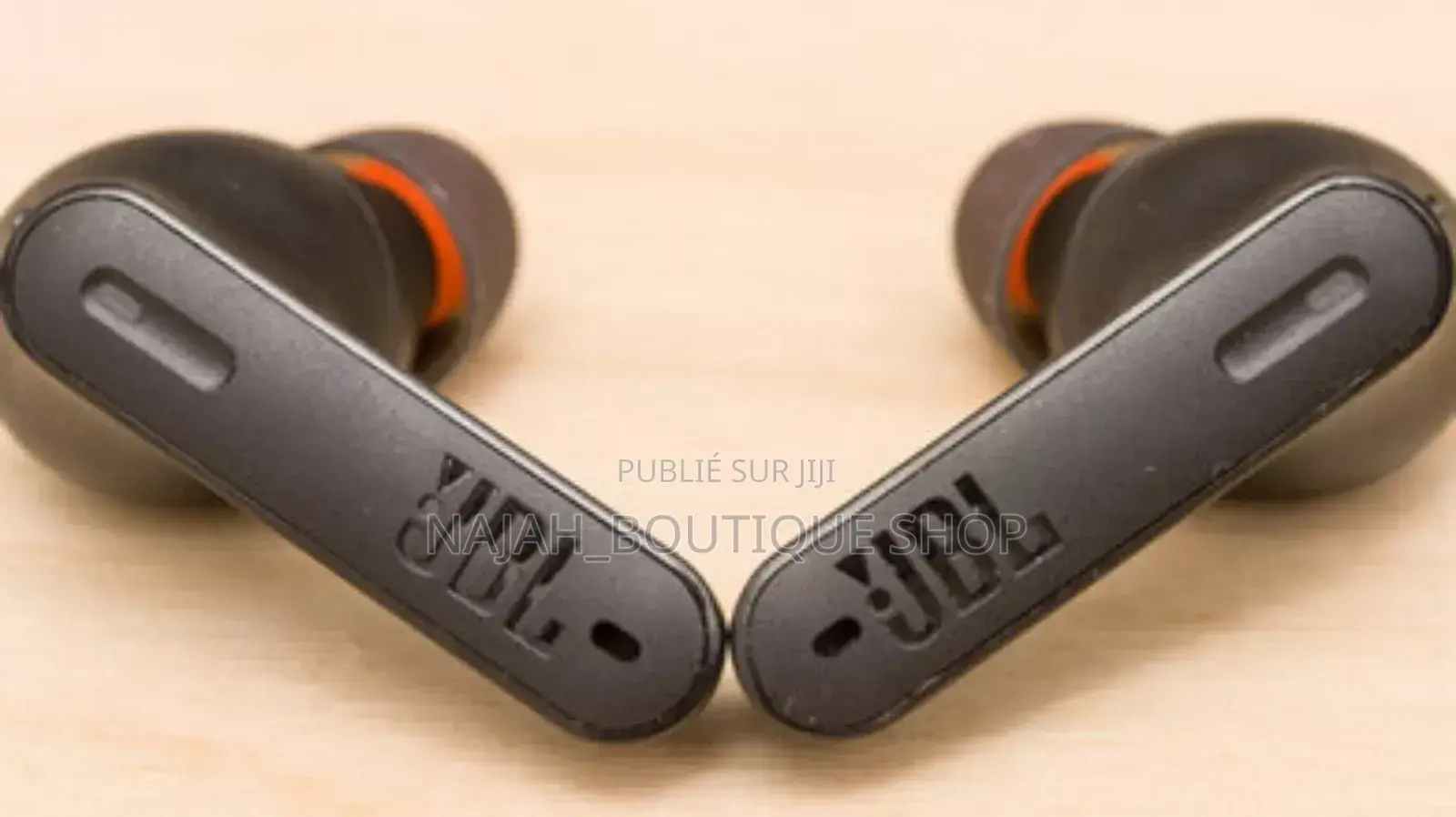 JBL Tune 230nc