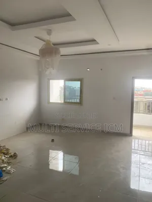 3chbre Appartement dans Cocody à Vendre