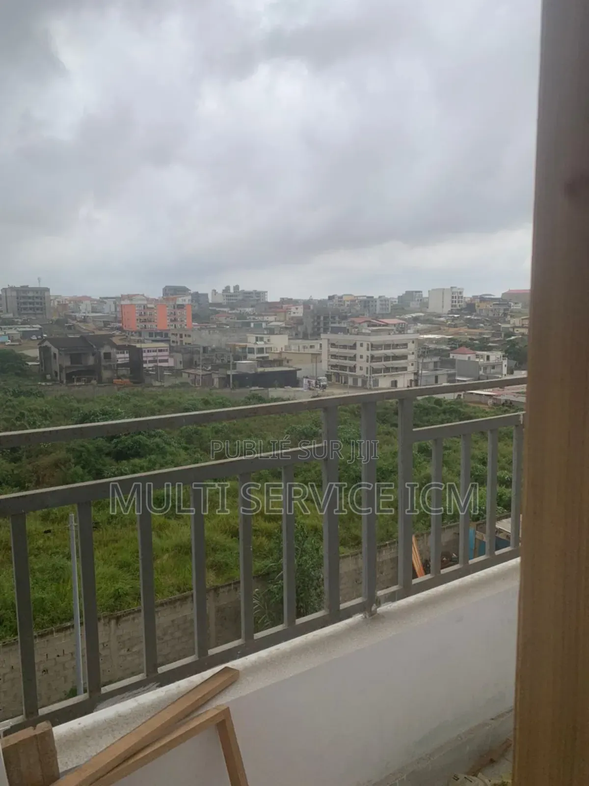 3chbre Appartement dans Cocody à Vendre