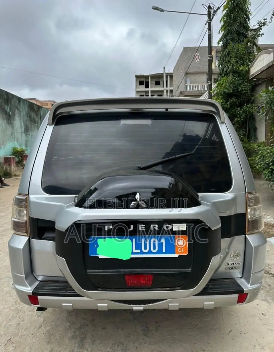 Mitsubishi Pajero 2023 Gris