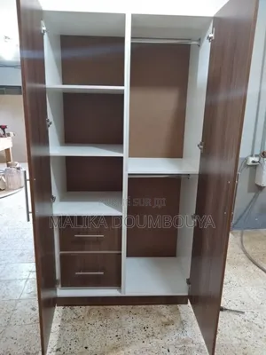 Photo - Armoire Disponible