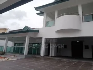 5chbre Duplex dans Francis Gweh, Cocody à Louer